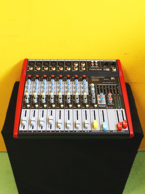 Novox M10 Mixer